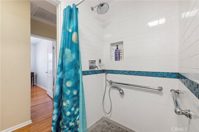 8449 Glencrest Drive, Sun Valley, CA 91352