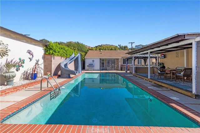 8449 Glencrest Drive, Sun Valley, CA 91352
