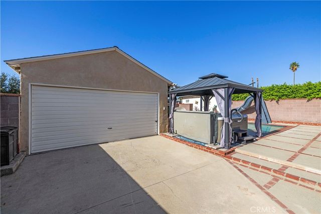 8449 Glencrest Drive, Sun Valley, CA 91352