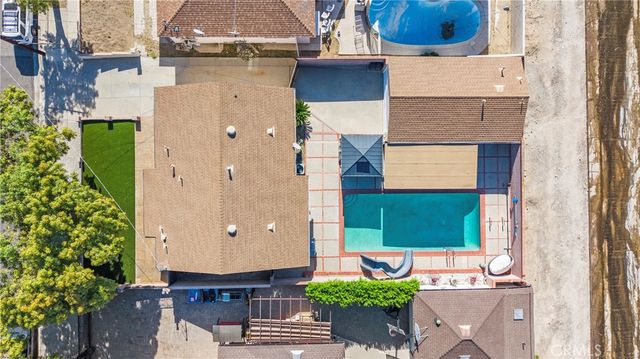 8449 Glencrest Drive, Sun Valley, CA 91352