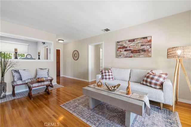 8449 Glencrest Drive, Sun Valley, CA 91352