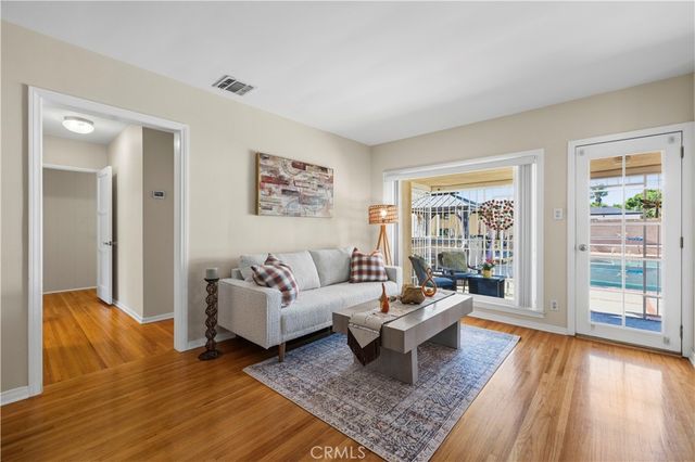 8449 Glencrest Drive, Sun Valley, CA 91352