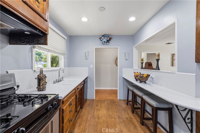 8449 Glencrest Drive, Sun Valley, CA 91352