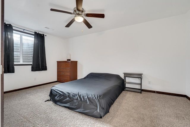 1810 Prairie PLACE, Holmen, WI 54636