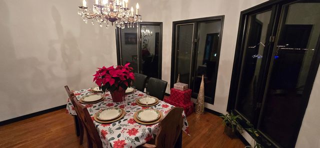 1957 S Oakmont Avenue, Springfield, MO 65809