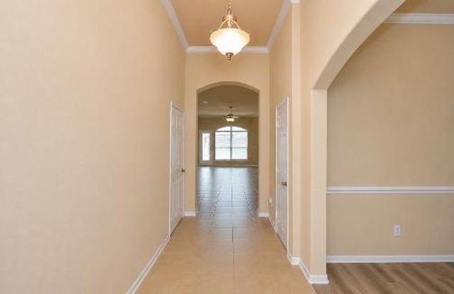 10063 Hidden Creek Falls Lane, Brookshire, TX 77423