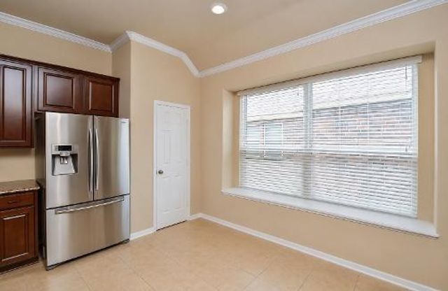 10063 Hidden Creek Falls Lane, Brookshire, TX 77423