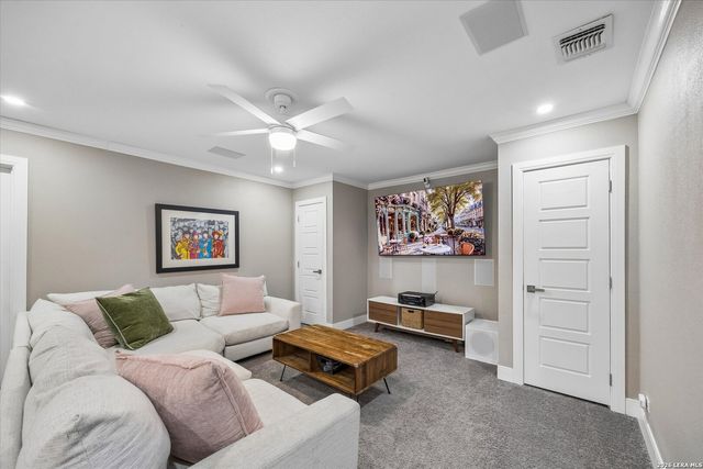 1016 Wiltshire Ave, San Antonio, TX 78209