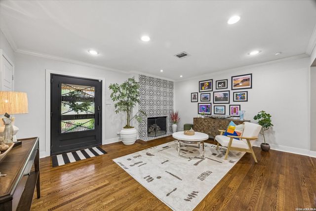 1016 Wiltshire Ave, San Antonio, TX 78209