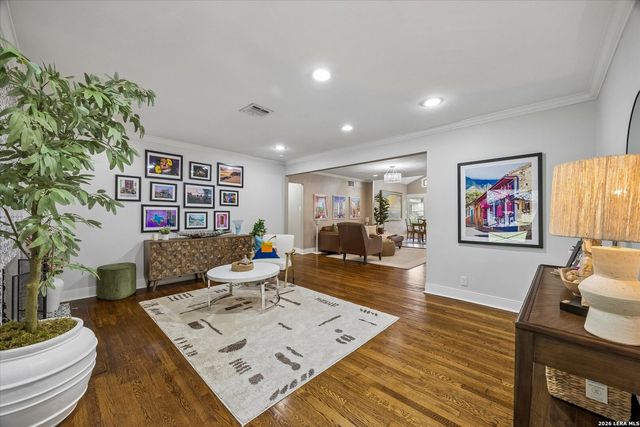 1016 Wiltshire Ave, San Antonio, TX 78209