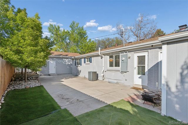 6055 Benton Street, Arvada, CO 80003