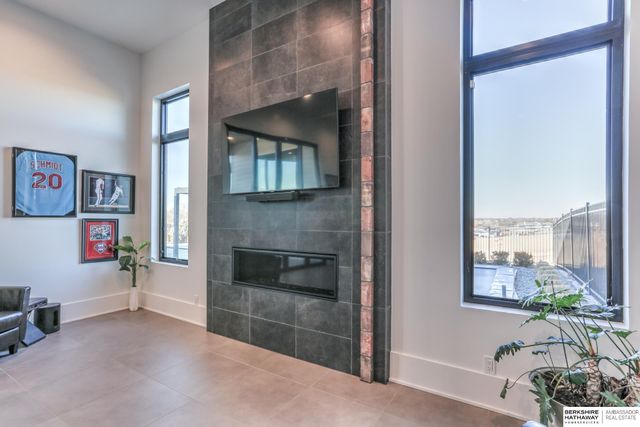 5030 S 223 Plaza, Elkhorn, NE 68022