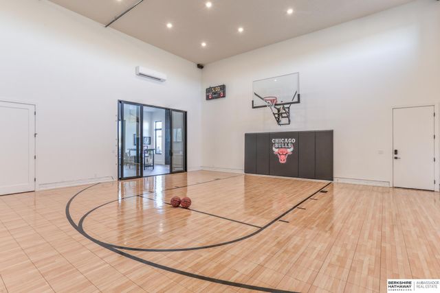 5030 S 223 Plaza, Elkhorn, NE 68022