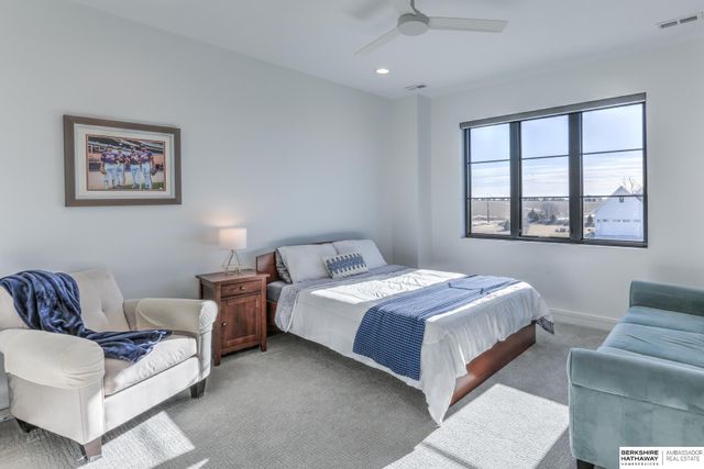 5030 S 223 Plaza, Elkhorn, NE 68022