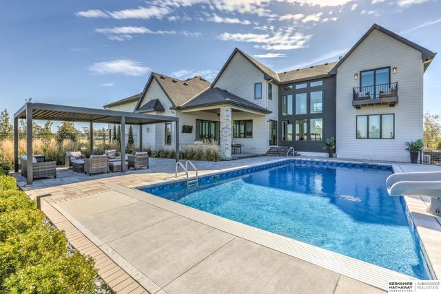 5030 S 223 Plaza, Elkhorn, NE 68022