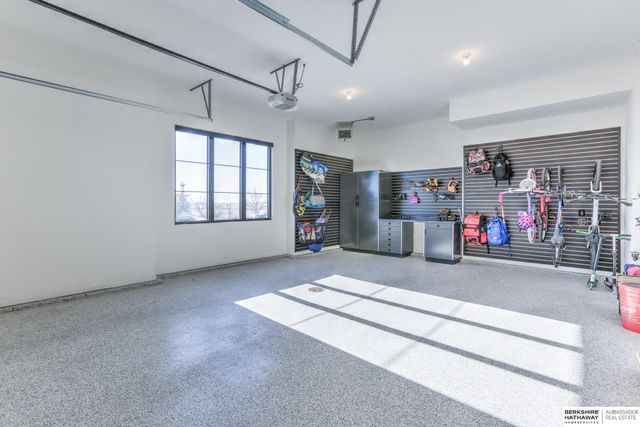 5030 S 223 Plaza, Elkhorn, NE 68022