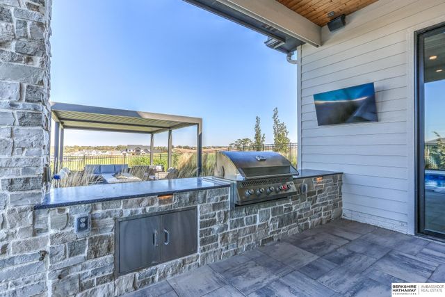 5030 S 223 Plaza, Elkhorn, NE 68022