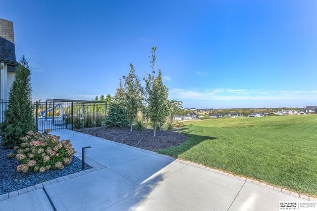 5030 S 223 Plaza, Elkhorn, NE 68022