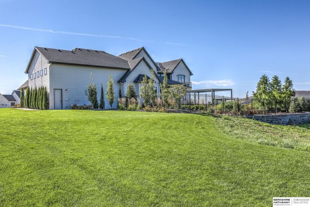 5030 S 223 Plaza, Elkhorn, NE 68022