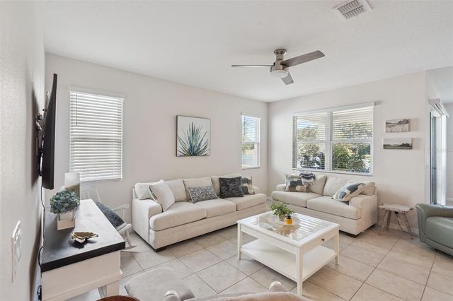 702 HERITAGE SQUARE DRIVE, Haines City, FL 33844