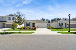 702 HERITAGE SQUARE DRIVE, Haines City, FL 33844