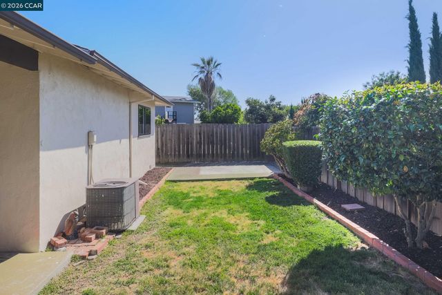 544 Ellery Pl, Hayward, CA 94544