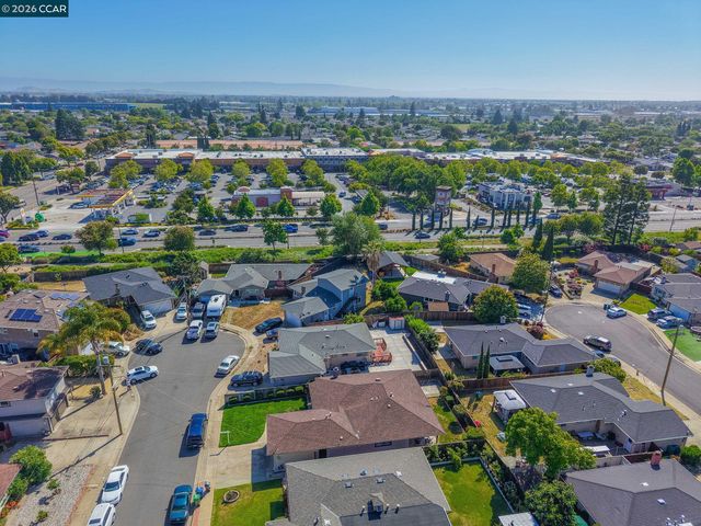 544 Ellery Pl, Hayward, CA 94544