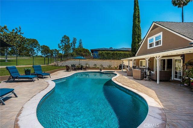 5642 Mountain View Avenue, Yorba Linda, CA 92886
