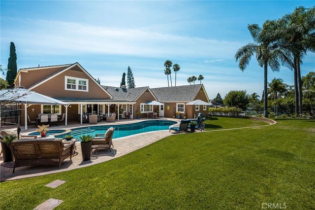 5642 Mountain View Avenue, Yorba Linda, CA 92886