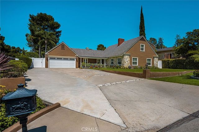 5642 Mountain View Avenue, Yorba Linda, CA 92886