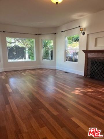 8302 S Sepulveda Boulevard, Los Angeles, CA 90045