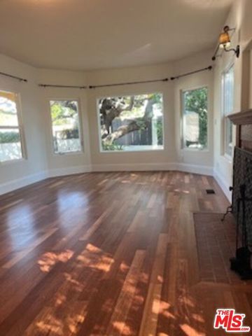 8302 S Sepulveda Boulevard, Los Angeles, CA 90045