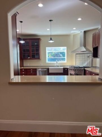 8302 S Sepulveda Boulevard, Los Angeles, CA 90045