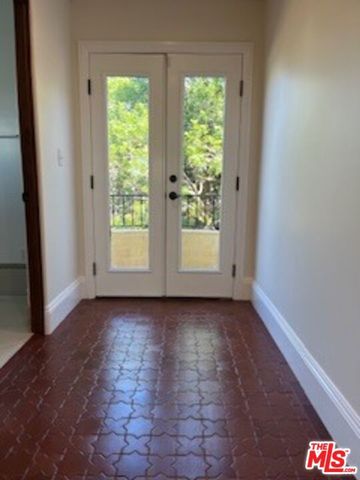 8302 S Sepulveda Boulevard, Los Angeles, CA 90045