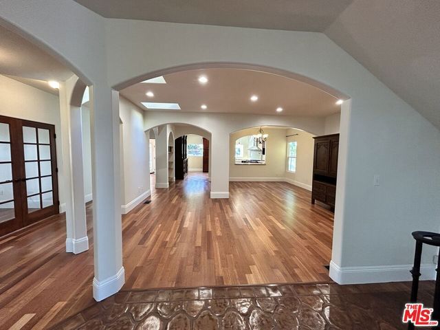 8302 S Sepulveda Boulevard, Los Angeles, CA 90045