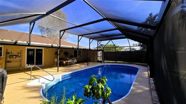 434 KENTUCKY WOODS LANE W, Orlando, FL 32824