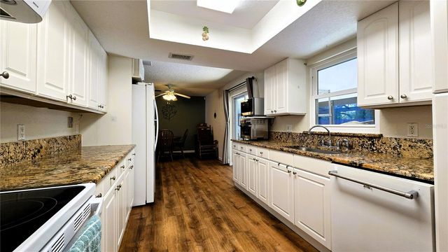 434 KENTUCKY WOODS LANE W, Orlando, FL 32824