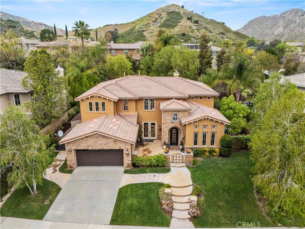 Image 1 of property listing at 24987 Greensbrier Drive, Stevenson Ranch, CA 91381