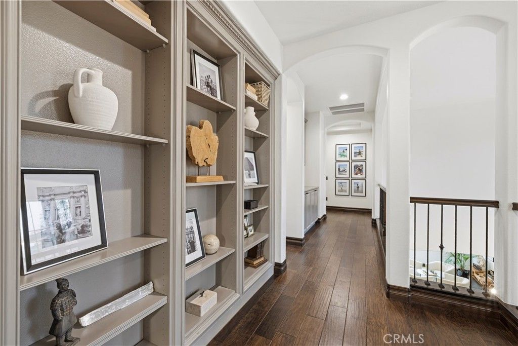 Image 30 of property listing at 24987 Greensbrier Drive, Stevenson Ranch, CA 91381