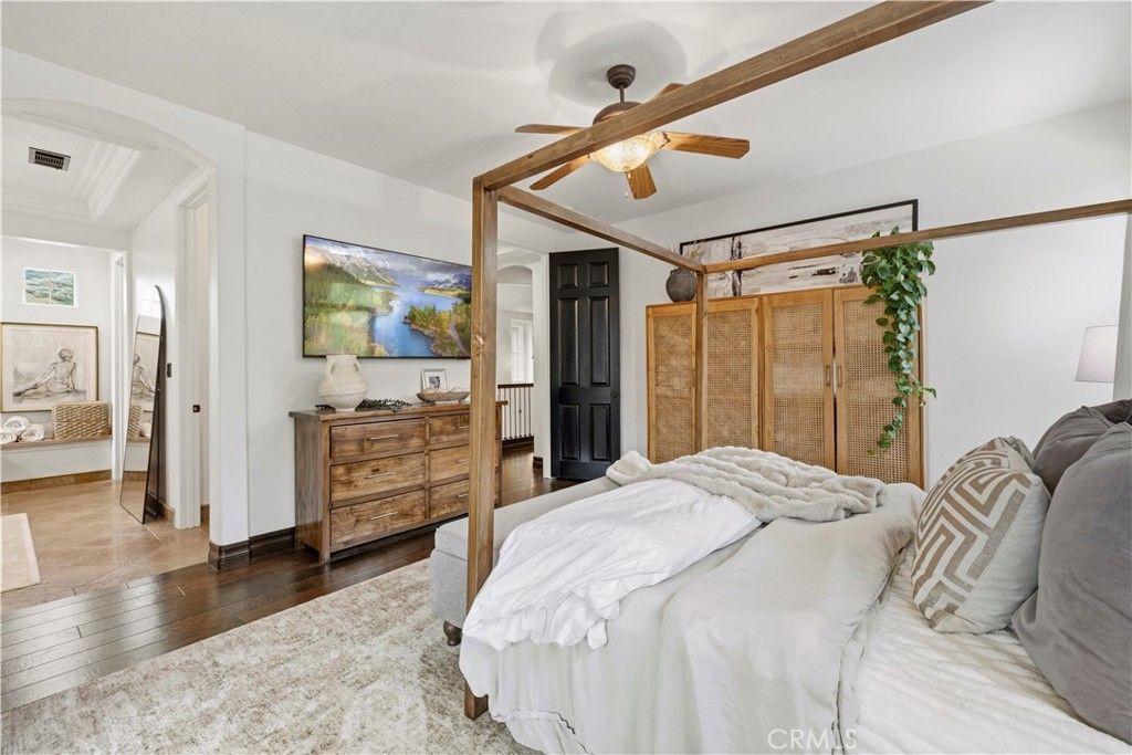 Image 40 of property listing at 24987 Greensbrier Drive, Stevenson Ranch, CA 91381