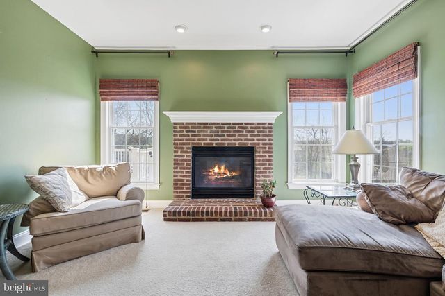 17952 MANASSAS GAP CT, Hamilton, VA 20158