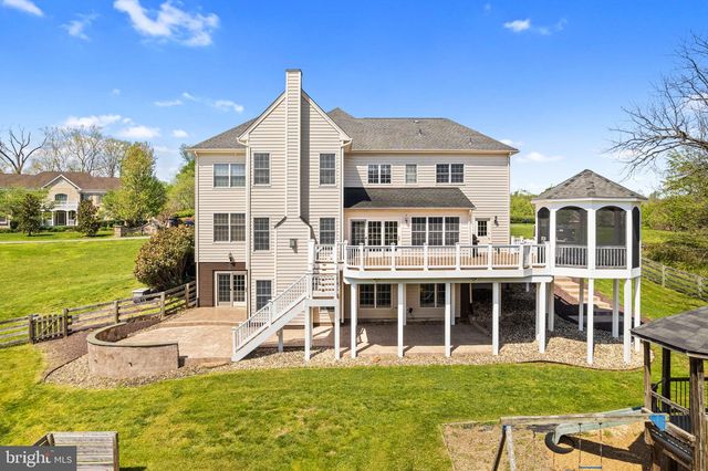17952 MANASSAS GAP CT, Hamilton, VA 20158