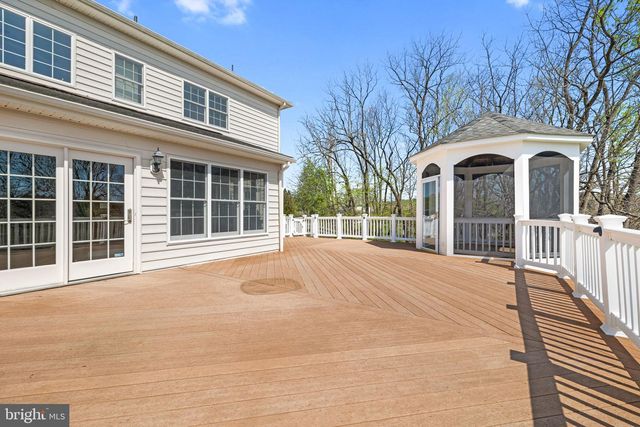 17952 MANASSAS GAP CT, Hamilton, VA 20158