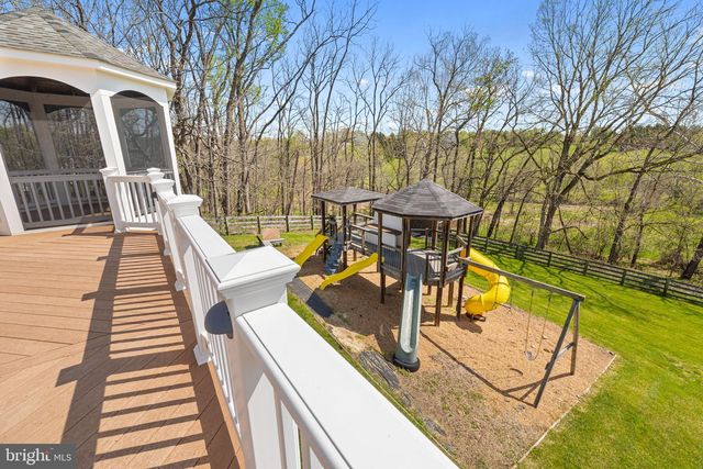 17952 MANASSAS GAP CT, Hamilton, VA 20158