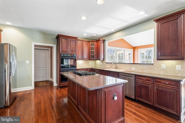 17952 MANASSAS GAP CT, Hamilton, VA 20158