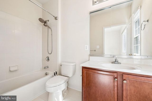 17952 MANASSAS GAP CT, Hamilton, VA 20158