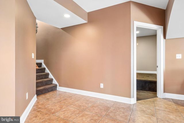 17952 MANASSAS GAP CT, Hamilton, VA 20158