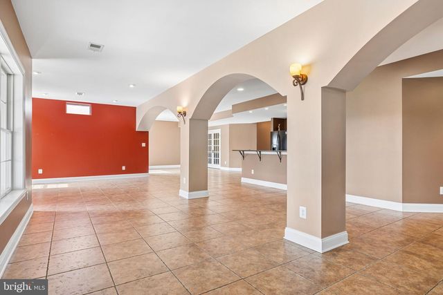 17952 MANASSAS GAP CT, Hamilton, VA 20158
