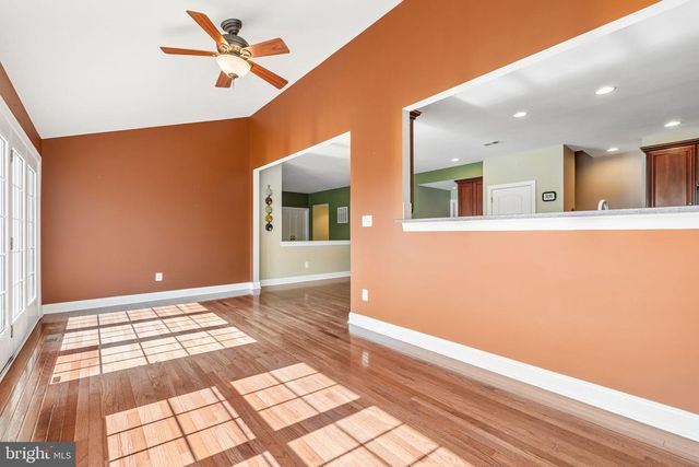 17952 MANASSAS GAP CT, Hamilton, VA 20158