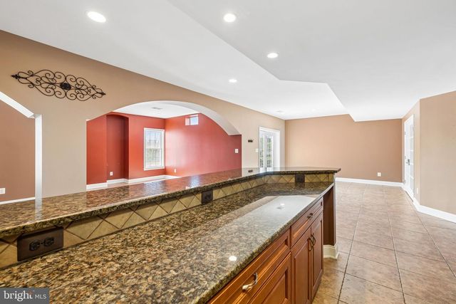 17952 MANASSAS GAP CT, Hamilton, VA 20158